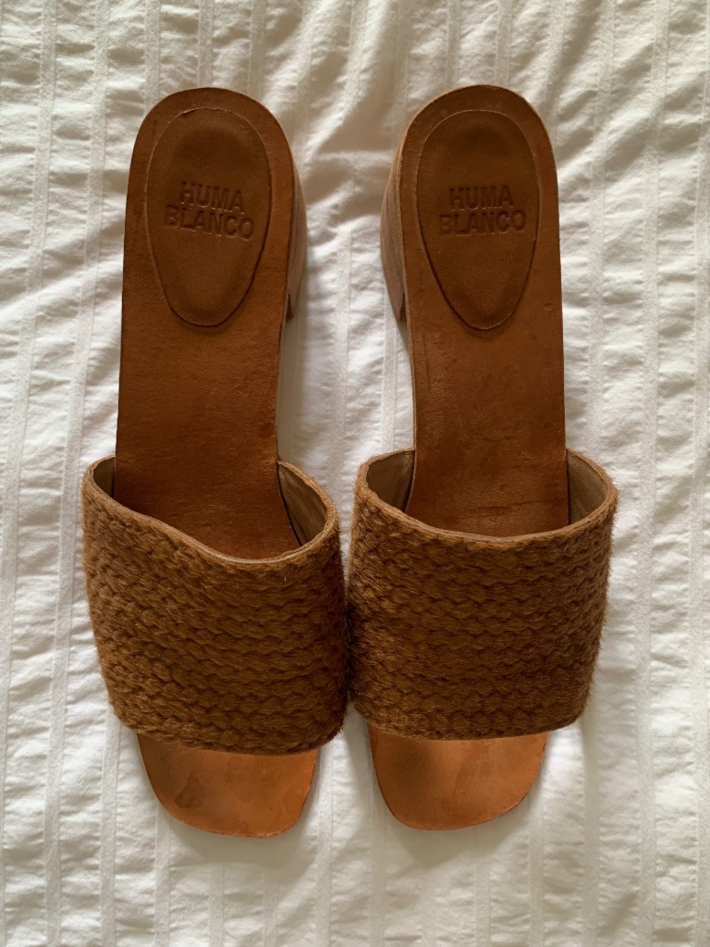 Huma Blanco Mule Sandals | 9.5 size